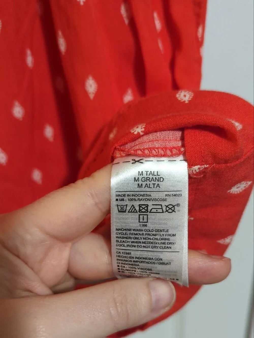 Old Navy lightweight red